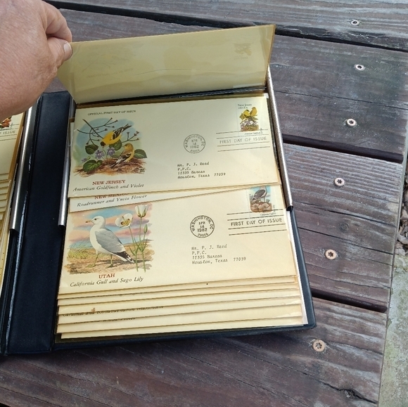 Official Birds & Flowers of Our Fifty States First Day Cover Collection Stamps - Picture 6 of 10